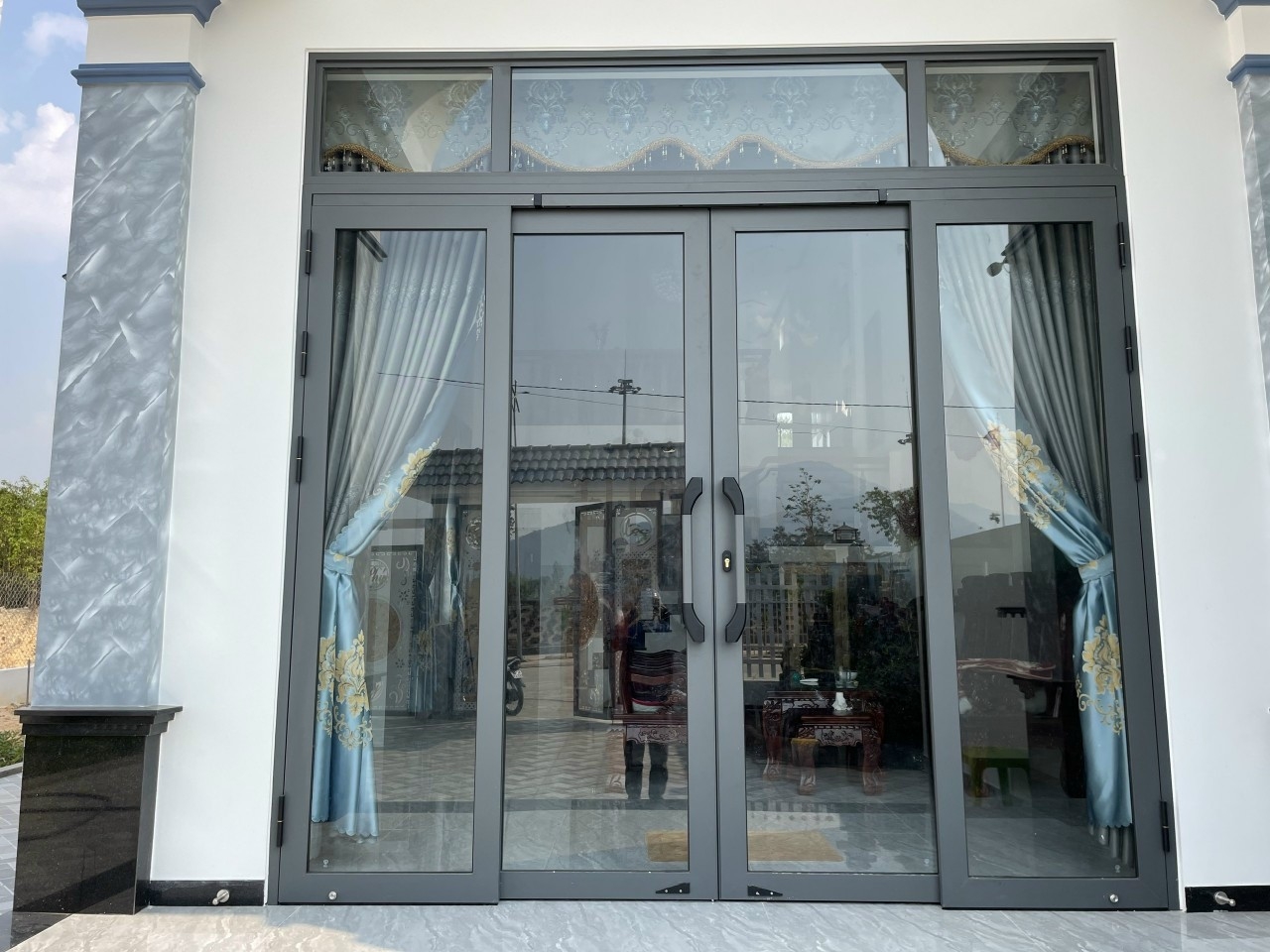 báo giá cửa trượt quay 1